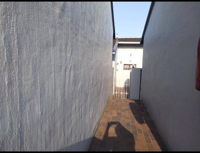 3 BEDROOM TOWNHOUSE FOR SALE IN NEW GERMANY CENTRAL